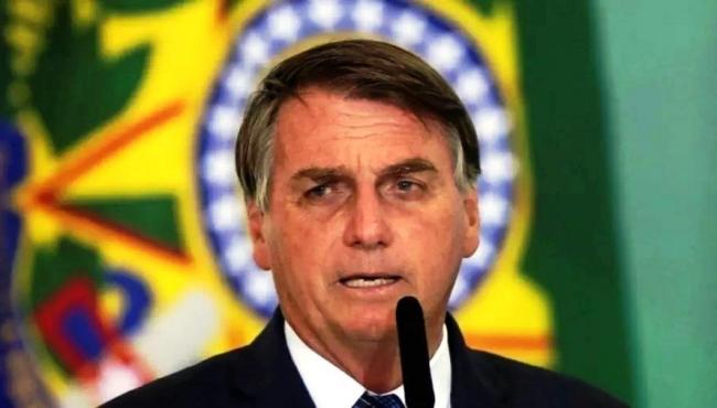 Bolsonaro dará posse a 7 ministros nesta terça-feira (6)