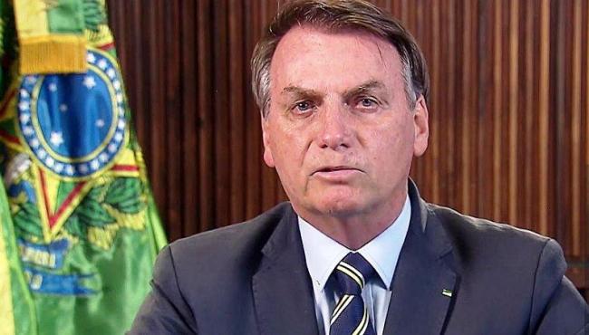 Bolsonaro defende reabertura da economia e quer ampliar atividades essenciais