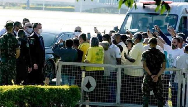 Bolsonaro diz que Brasil era “corpo com câncer em tudo quanto é lugar”