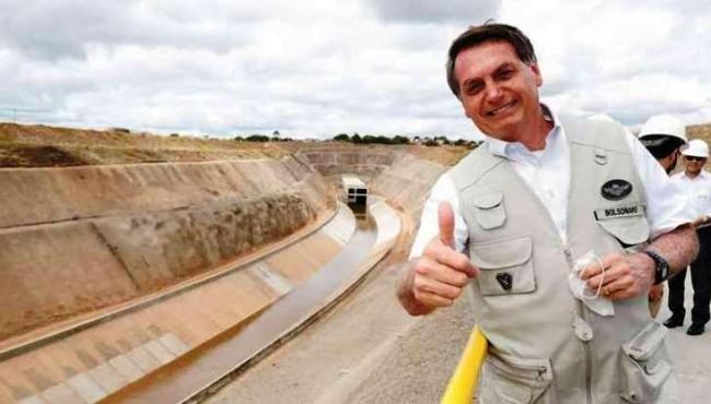 Bolsonaro muda e aposta em postura moderada