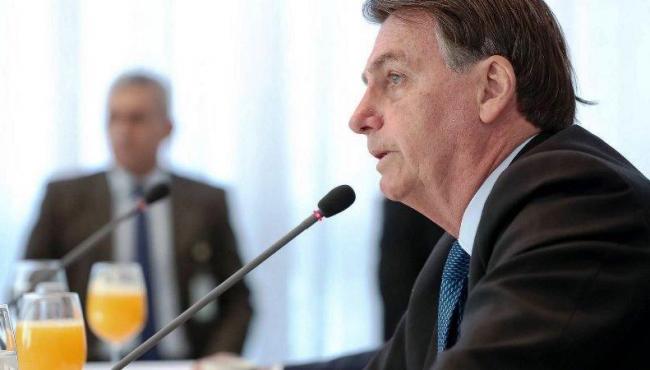 Bolsonaro não perdoa dívidas de igrejas, mas sugere que Congresso derrube veto