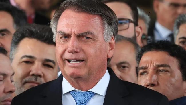 Bolsonaro nega tentativa de fuga e pede revogação de prisão domiciliar