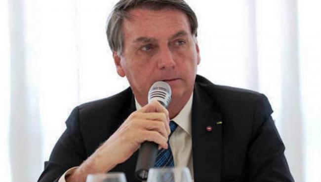 Bolsonaro pede a Angola proteção a religiosos e restituição de igrejas