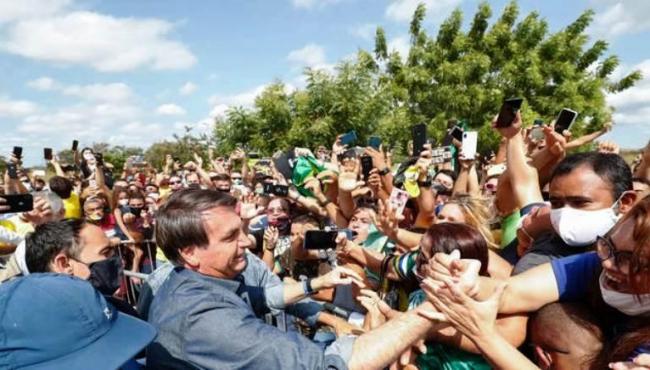 Bolsonaro repete que governo não consegue manter auxílio de R$ 600