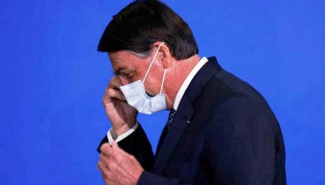 Bolsonaro sanciona lei de crédito a profissionais liberais na pandemia