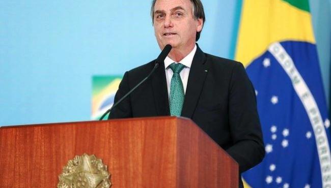 Bolsonaro sanciona lei que muda cobrança de imposto municipal; entenda