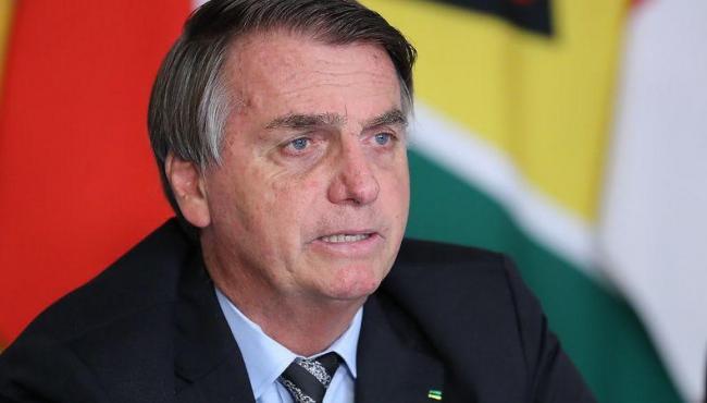 Bolsonaro sanciona projeto que prevê ICMS único sobre combustíveis