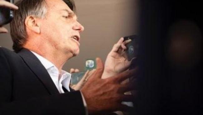 Bolsonaro sobre Cid: “Peço a Deus que não tenha errado e cada um siga sua vida”