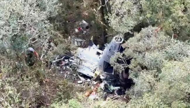 Bombeiros encontram helicóptero com corpo do cantor Rick