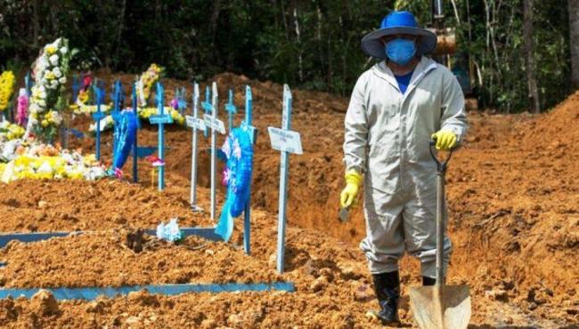 Brasil chega a 578 mil vidas perdidas nesta sexta-feira (27)