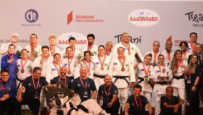 Brasil conquista bronze nos mundiais paralímpicos de judô e triatlo