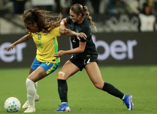 Brasil dobra recorde de voluntários para Copa do Mundo Feminina