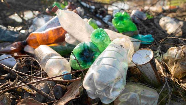 Brasil está entre os maiores produtores de lixo plástico do mundo e recicla apenas 4%