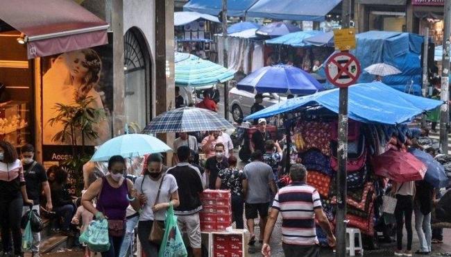 Brasil registra 44 mortes por Covid e 24.382 novos casos em 24 horas
