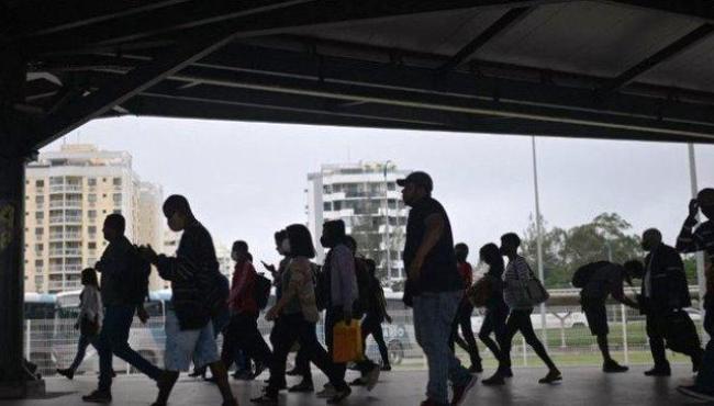 Brasil tem 226 mortes por Covid-19 e 13.355 novos casos em 24 horas