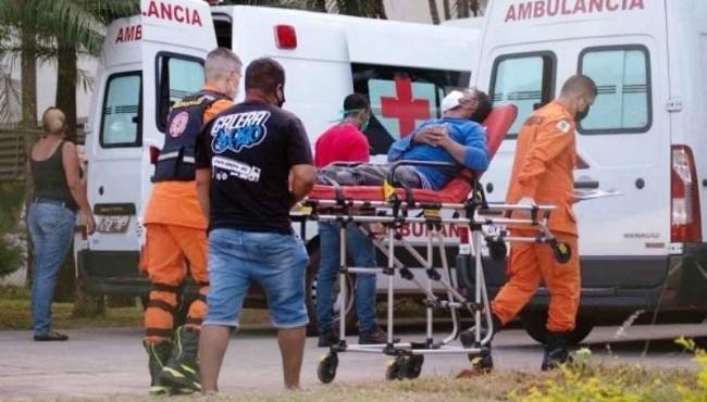 Brasil tem 299 mortes por Covid em 24 horas; média móvel chega a 121