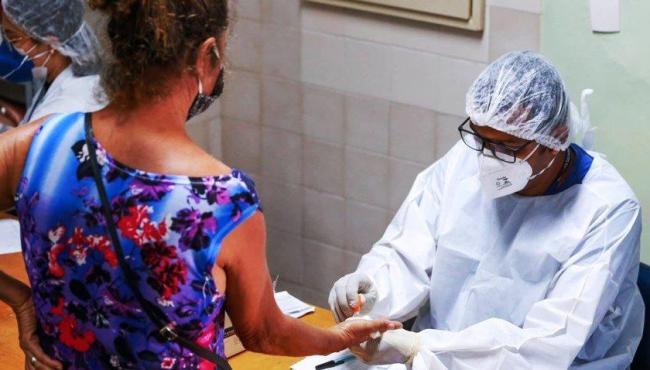 Brasil tem 731 mortes e 13.406 novos casos de covid-19 em 24 horas