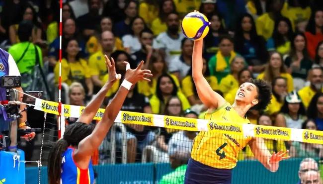 Brasil vence a terceira e lidera Sul-Americano feminino de vôlei