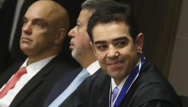 Bruno Dantas renuncia ao cargo de ministro do TCU
