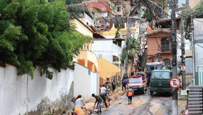 Buscas em Juiz de Fora estão encerradas; moradores seguem fora de casa