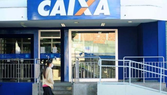 Caixa abrirá 700 agências no sábado para pagar auxílio a 7,4 milhões	