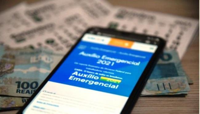 Caixa deposita 6ª parcela do auxílio a nascidos em junho, neste domingo (26)