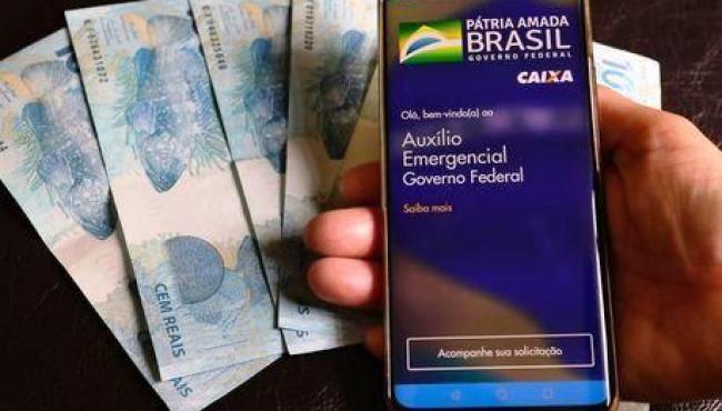 Caixa deposita auxílio emergencial a 3,3 milhões nascidos em dezembro, neste sábado (12) 