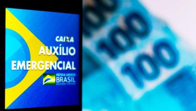 Caixa deposita o auxílio emergencial para dois grupos nesta quinta-feira (29)