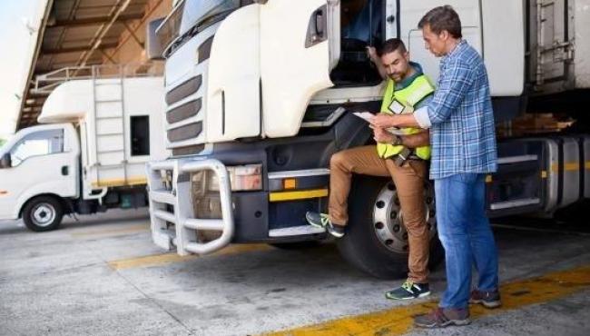 Caixa lança linha de crédito que permite antecipar frete a caminhoneiro autônomo