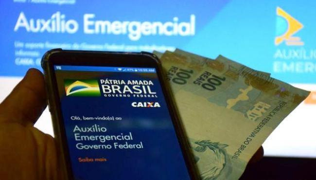 Caixa libera última parcela do auxílio aos nascidos em abril, nesta sexta-feira (5)