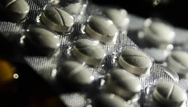 Câmara aprova regras para comercialização de remédios em supermercados