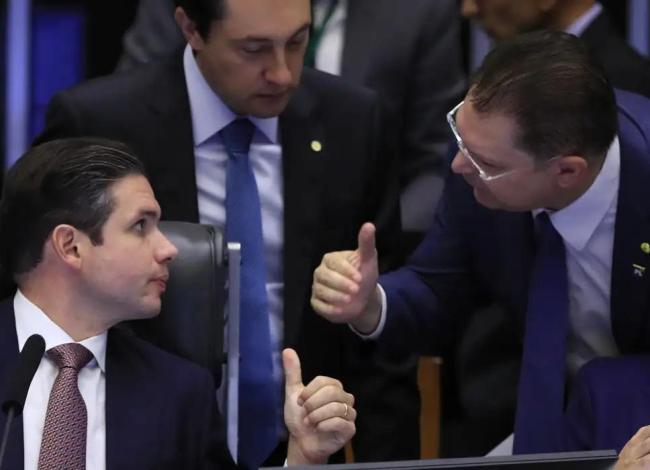 Câmara restabelece voto secreto em PEC da Blindagem