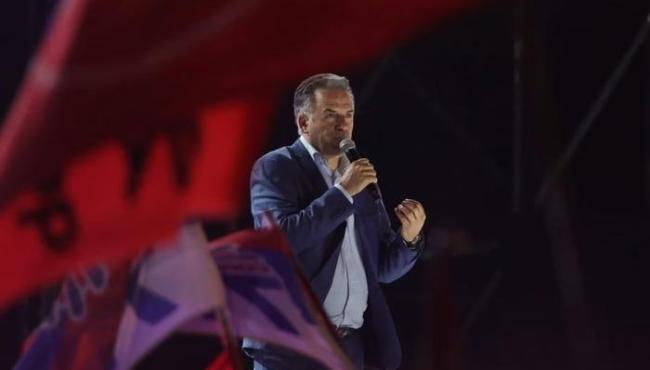 Candidato de esquerda Yamandú Orsi é eleito presidente do Uruguai