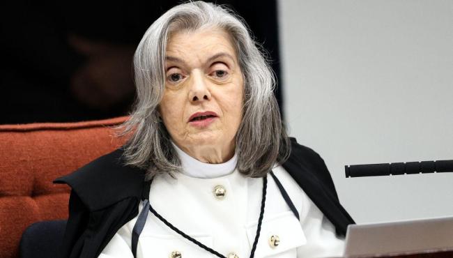 Cármen Lúcia vota para condenar Eduardo Bolsonaro por difamação