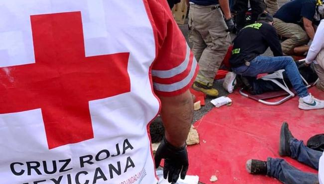 Carreta tomba e pelo menos 53 imigrantes morrem no México