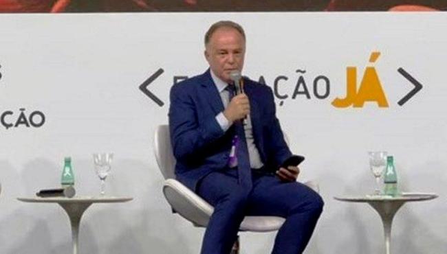 Casagrande destaca resultados da Educação em evento nacional