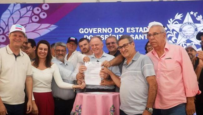 Casagrande entrega obras e anuncia novos investimentos em Santa Leopoldina, no ES