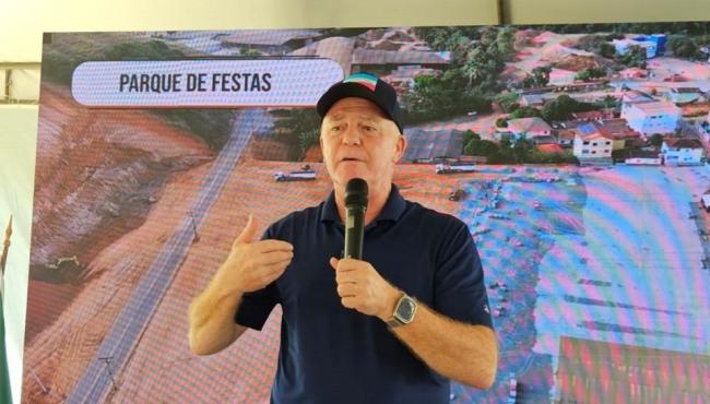 Casagrande inaugura estrada rural e mais investimentos em São Roque do Canaã, ES