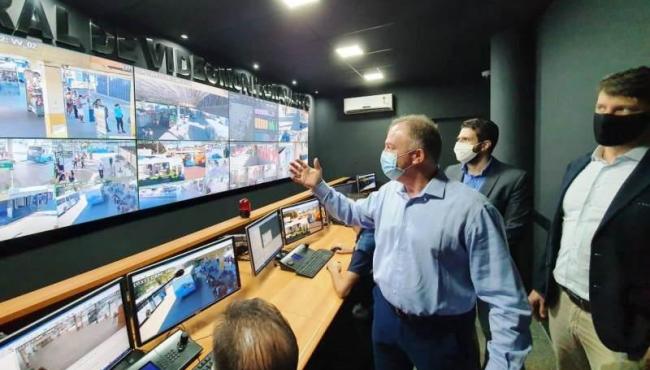 Casagrande inaugura nova central de videomonitoramento da Ceturb-ES