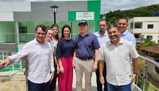 Casagrande inaugura novo Creas e anuncia mais investimentos em São Roque do Canaã, ES