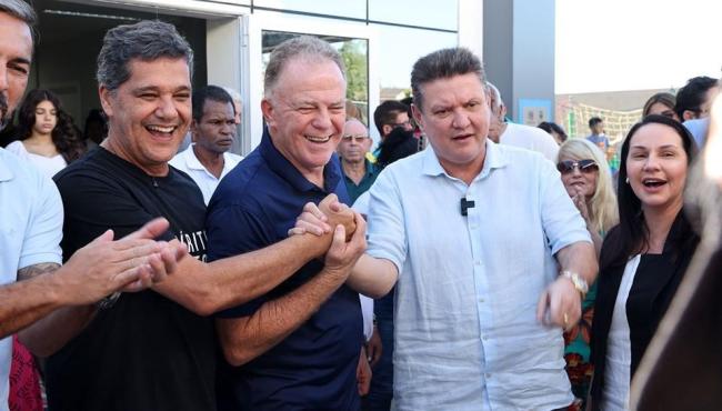 Casagrande inaugura unidade de saúde e melhorias em ruas de Cariacica, ES