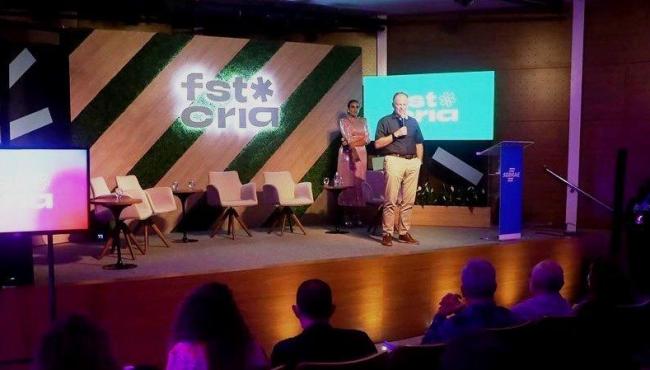 Casagrande participa da abertura da 3ª Festa da Criatividade, no ES