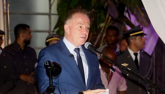 Casagrande participa de solenidade de aniversário de 187 anos da Polícia Militar do ES