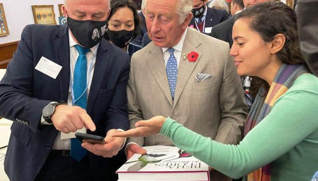 Casagrande se reúne com Príncipe Charles e lembra plantio de árvore no ES há 30 anos