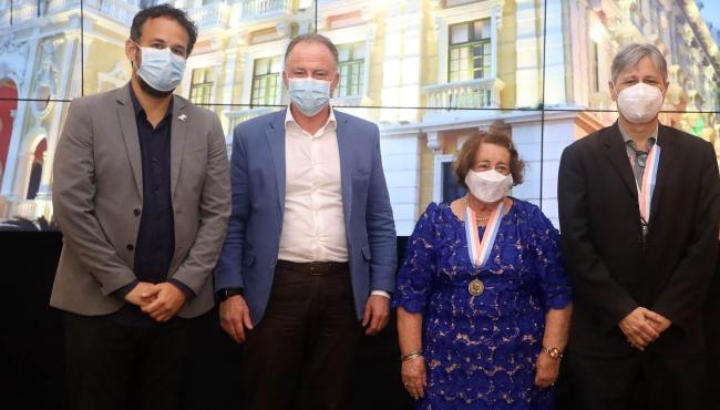 Centenário da Academia Espírito-santense de Letras é comemorado no Palácio Anchieta