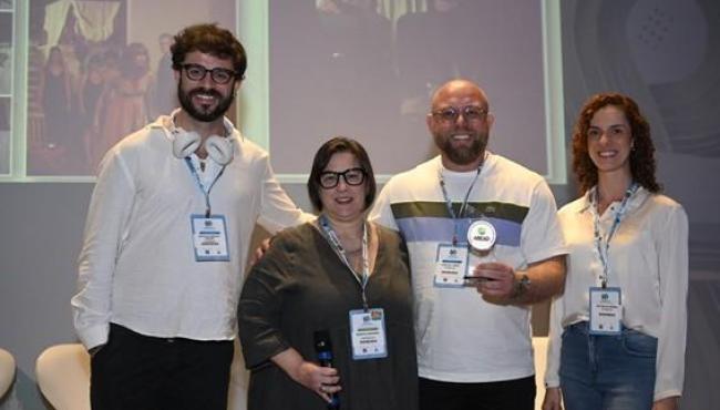 Centro de Prevenção Comunitária da Rede Abraço é premiado como referência nacional