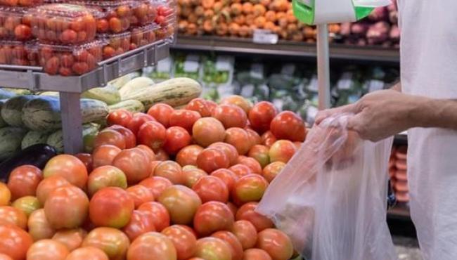 Cesta básica registra queda de 7,05% no segundo semestre de 2025, em Vitória, ES