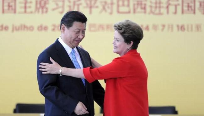 China aprova trem interoceânico passando pelo Brasil, diz Dilma