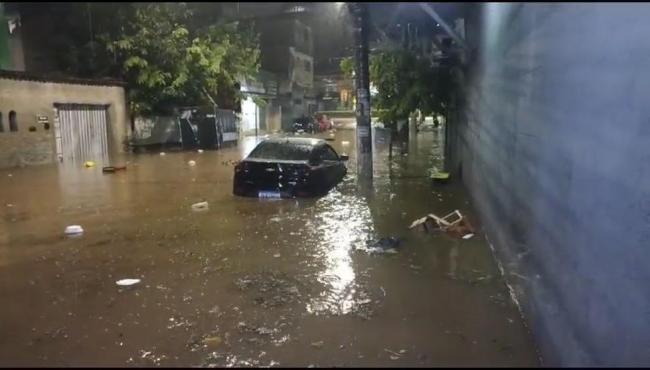 Chuva com granizo atinge cidades do Sul do ES uma semana após enchente histórica; Grande Vitória fica embaixo d'água