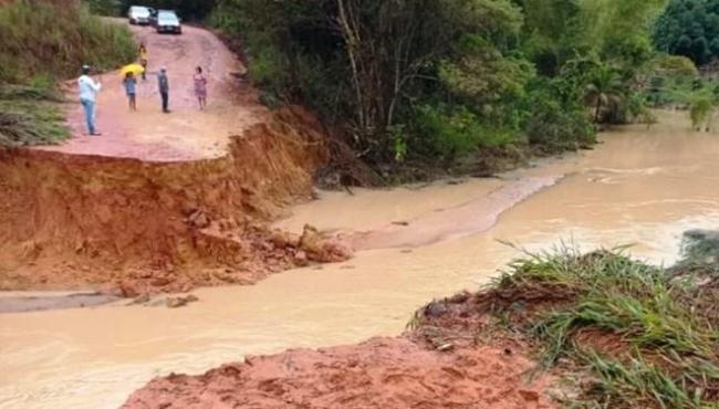 Chuva deixa desalojados e desabrigados no ES